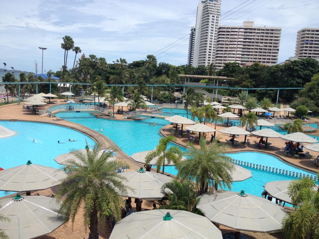 Dreamers Paradise Hotel & Resort Pattaya Esterno foto